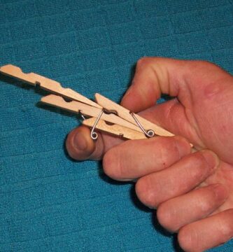 Cómo hacer pistola de juguete con pinzas